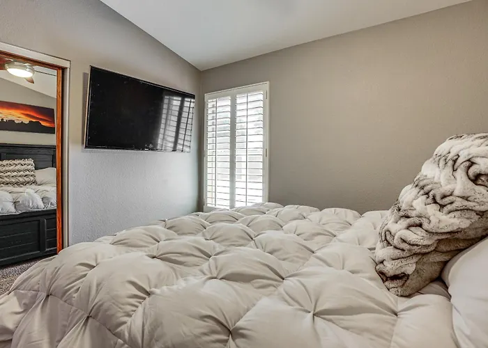 Game Room, Backyard Oasis! Group Getaway Dom wakacyjny Glendale