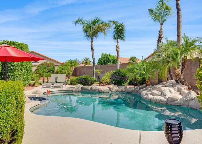 Dom wakacyjny Game Room, Backyard Oasis! Group Getaway *